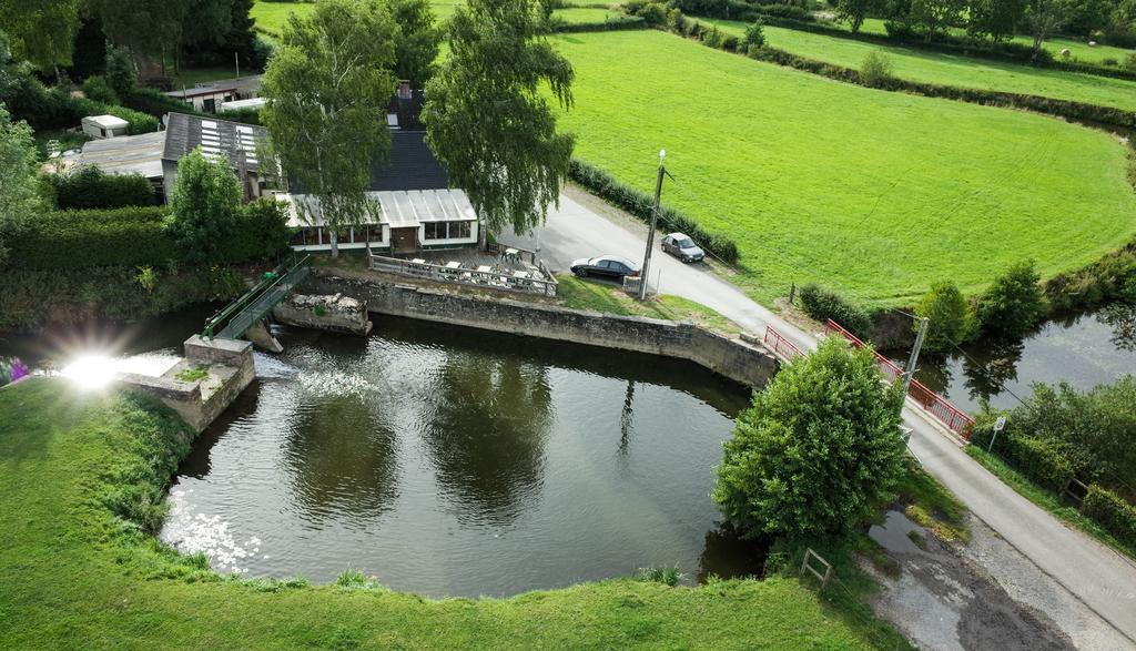 L'Auberge Du Moulin Des Pres Maroilles Exteriör bild